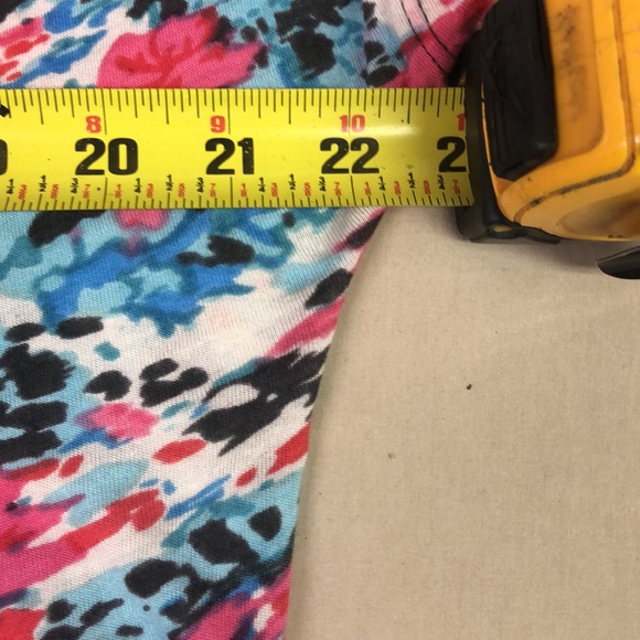 Fire cotton blend, stretchy, low-cut, floral, print, great over cami, some wear - Picture 3 of 4